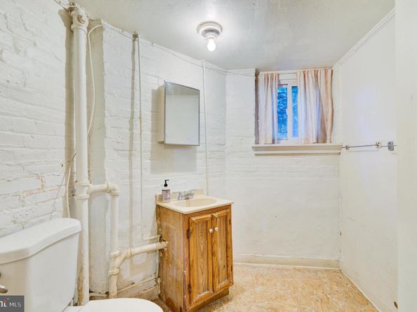 634 Irving Street NW, Washington DC 20010