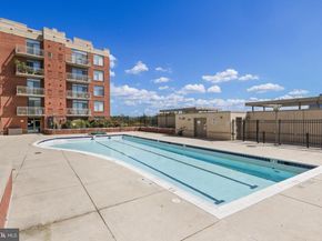 3600 S Glebe Road 414W, Arlington VA 22202
