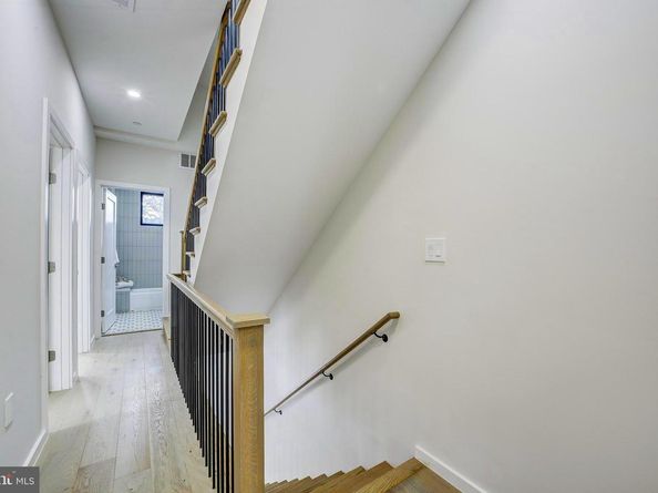 1146 16TH Street NE B, Washington DC 20002