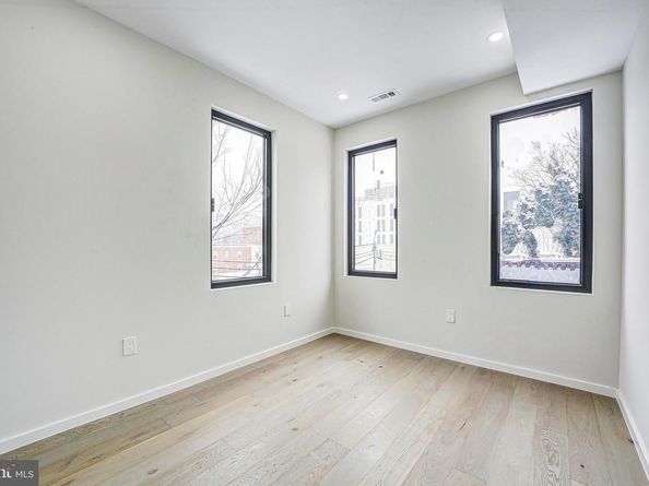 1146 16TH Street NE B, Washington DC 20002
