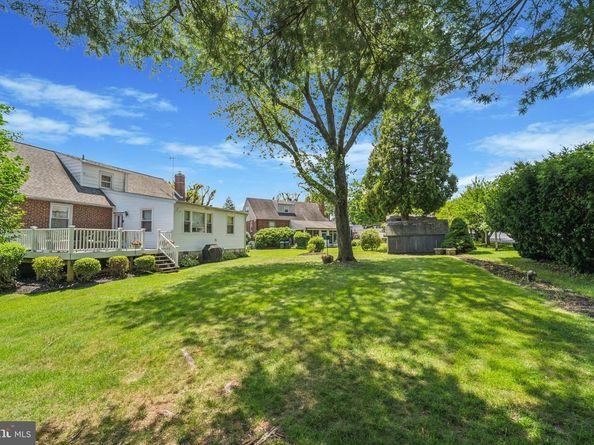 132 S Sproul Road, Broomall PA 19008
