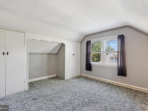 132 S Sproul Road, Broomall PA 19008