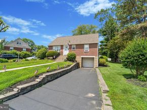 132 S Sproul Road, Broomall PA 19008