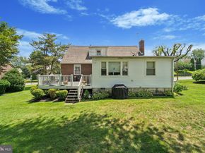 132 S Sproul Road, Broomall PA 19008