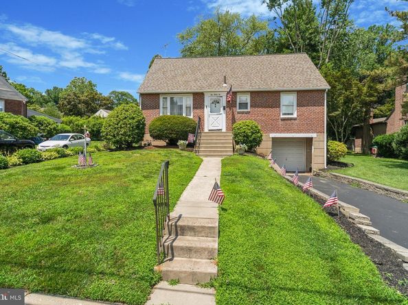 132 S Sproul Road, Broomall PA 19008