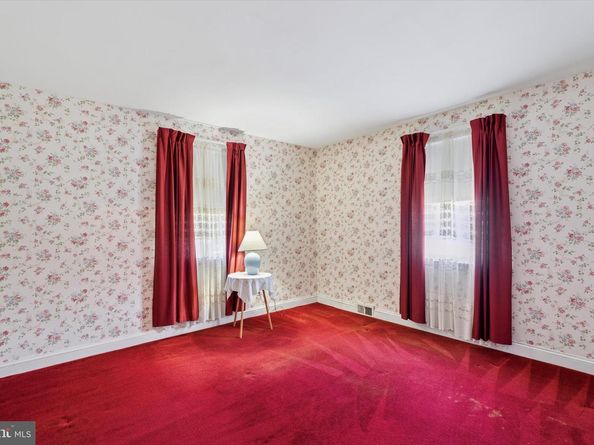 132 S Sproul Road, Broomall PA 19008