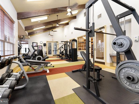 12925 Centre Park Circle 311, Herndon VA 20171