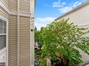 12925 Centre Park Circle 311, Herndon VA 20171