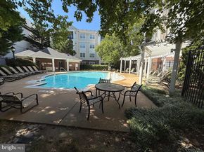 12925 Centre Park Circle 311, Herndon VA 20171