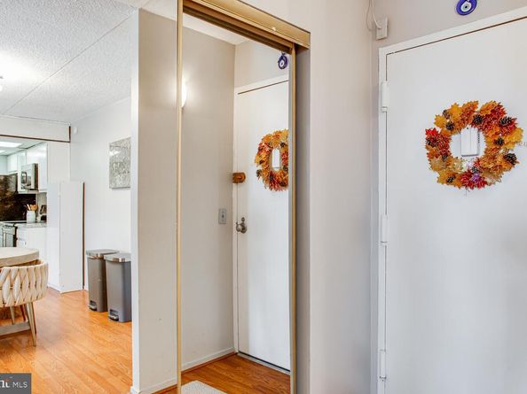 5911 Edsall Road 206, Alexandria VA 22304