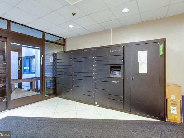 5911 Edsall Road 206, Alexandria VA 22304