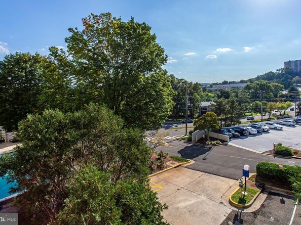 5911 Edsall Road 206, Alexandria VA 22304