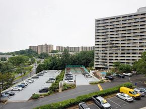 5911 Edsall Road 206, Alexandria VA 22304