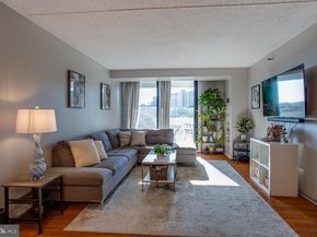 5911 Edsall Road 206, Alexandria VA 22304