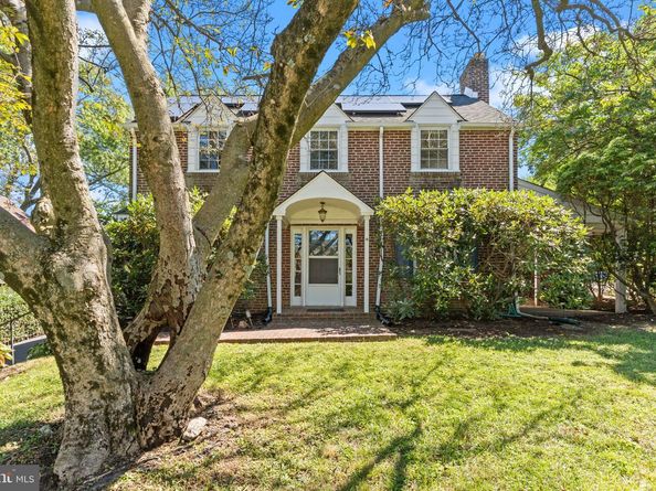 632 Meetinghouse Road, Elkins Park PA 19027