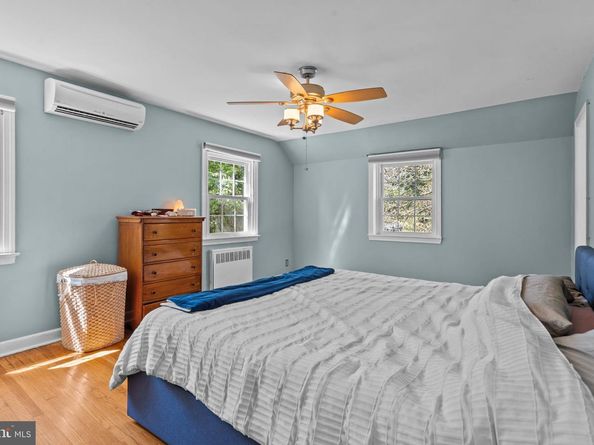 632 Meetinghouse Road, Elkins Park PA 19027