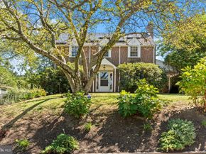 632 Meetinghouse Road, Elkins Park PA 19027