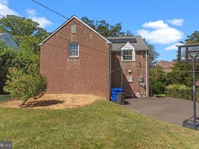 632 Meetinghouse Road, Elkins Park PA 19027
