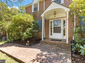 632 Meetinghouse Road, Elkins Park PA 19027