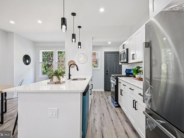 1917 Colonial Street, Philadelphia PA 19138