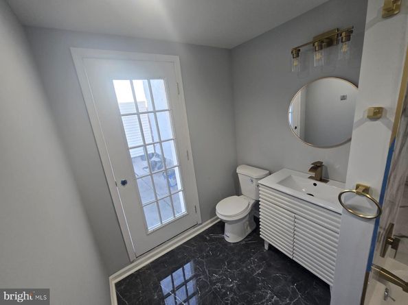 1513 S 10TH Street, Philadelphia PA 19147