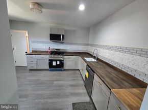 1513 S 10TH Street, Philadelphia PA 19147
