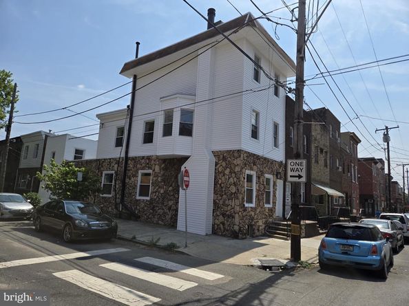 1513 S 10TH Street, Philadelphia PA 19147