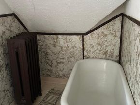 63 W Greenwood Avenue W, Lansdowne PA 19050
