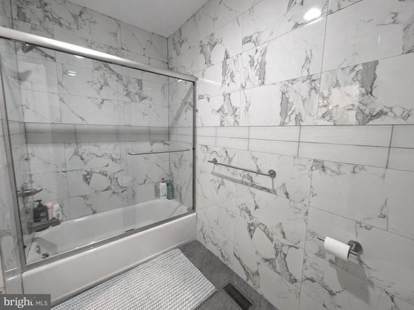 3300 Pietro Way, Philadelphia PA 19145