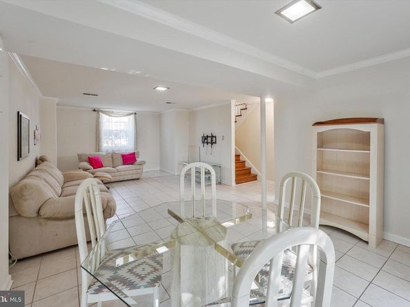 5120 20TH Street N, Arlington VA 22207