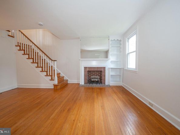 212 Henley Road, Wynnewood PA 19096