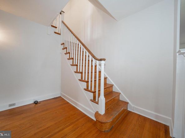 212 Henley Road, Wynnewood PA 19096