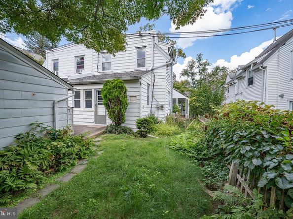 212 Henley Road, Wynnewood PA 19096