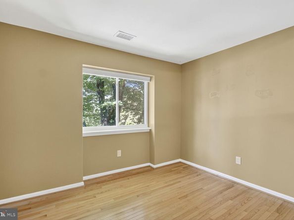 2109 Colts Neck Court, Reston VA 20191