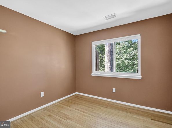 2109 Colts Neck Court, Reston VA 20191