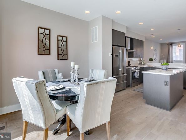 520 Fairmount Avenue, Philadelphia PA 19123