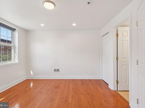 2435 Christian Street, Philadelphia PA 19146