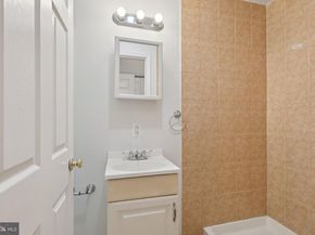 2435 Christian Street, Philadelphia PA 19146