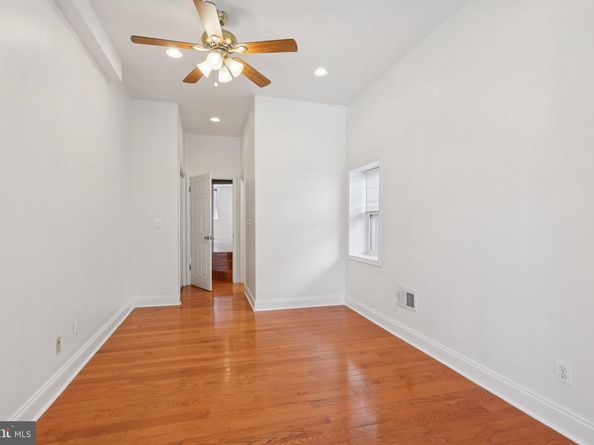 2435 Christian Street, Philadelphia PA 19146