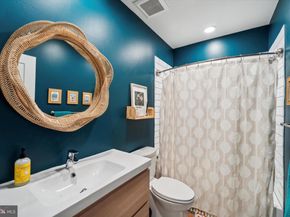 4935 Pine Street, Philadelphia PA 19143