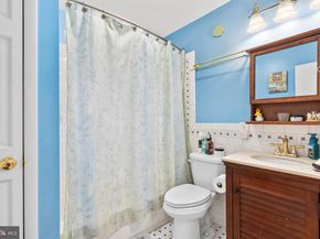 131 Everturn Lane, Levittown PA 19054