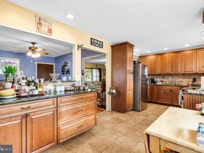 131 Everturn Lane, Levittown PA 19054