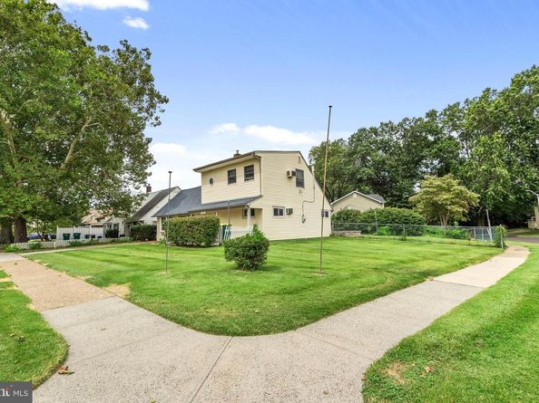 131 Everturn Lane, Levittown PA 19054