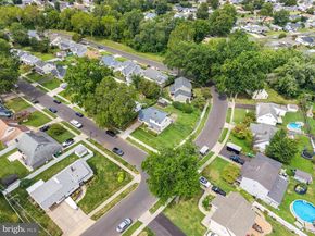 131 Everturn Lane, Levittown PA 19054