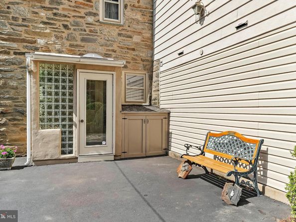 632 Foxcroft Road, Elkins Park PA 19027