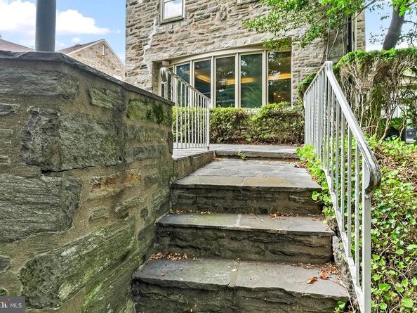 632 Foxcroft Road, Elkins Park PA 19027