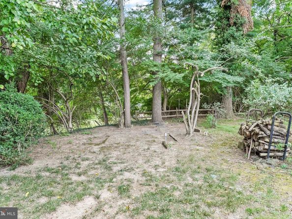 632 Foxcroft Road, Elkins Park PA 19027