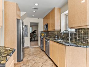 632 Foxcroft Road, Elkins Park PA 19027