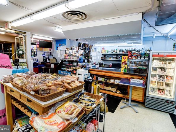 4201 Cathedral Avenue NW 913W, Washington DC 20016