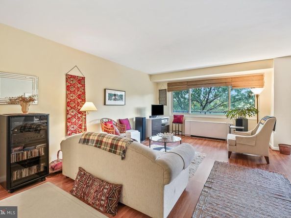 4201 Cathedral Avenue NW 913W, Washington DC 20016